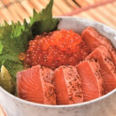 北海道 鮭といくらの親子丼