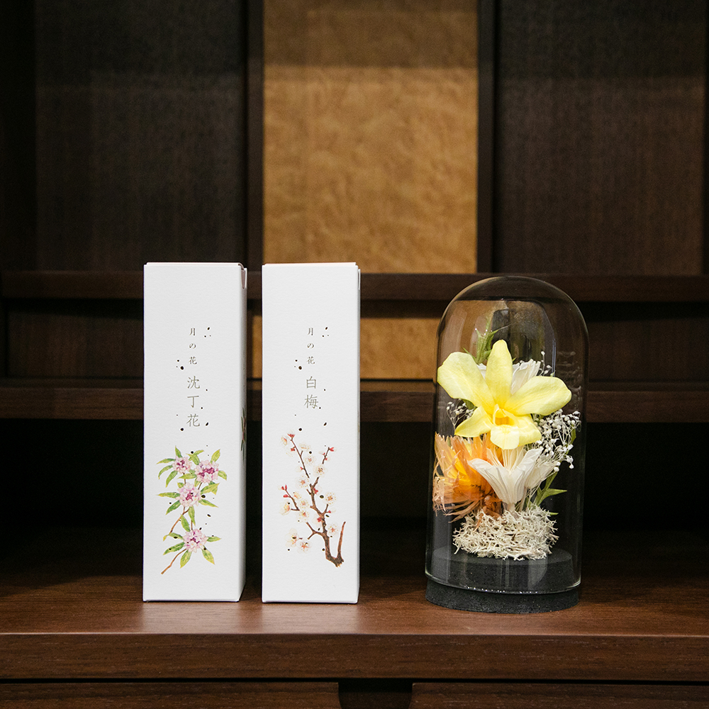 お供えプリザーブドフラワー ドームC 線香セット | FUREAI - 特別な日